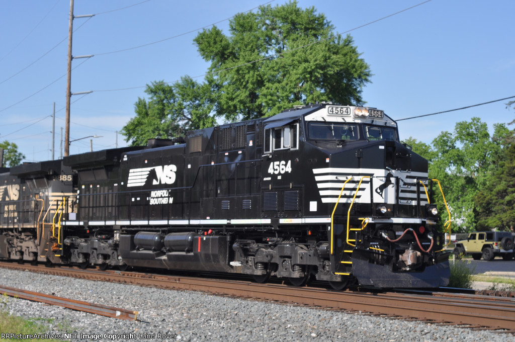 NS 4564 East